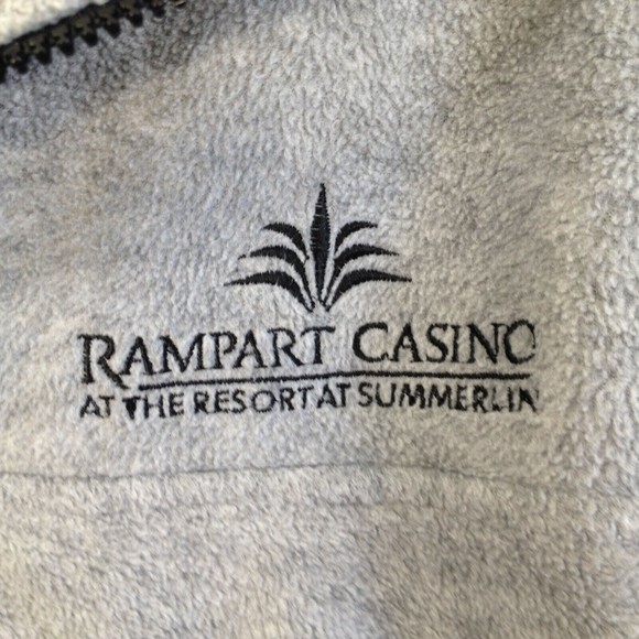 Le Shark Rampart Casino Mens Jumper Sweater Sweatshirt Zip Neck Size X Large - Picture 7 of 12